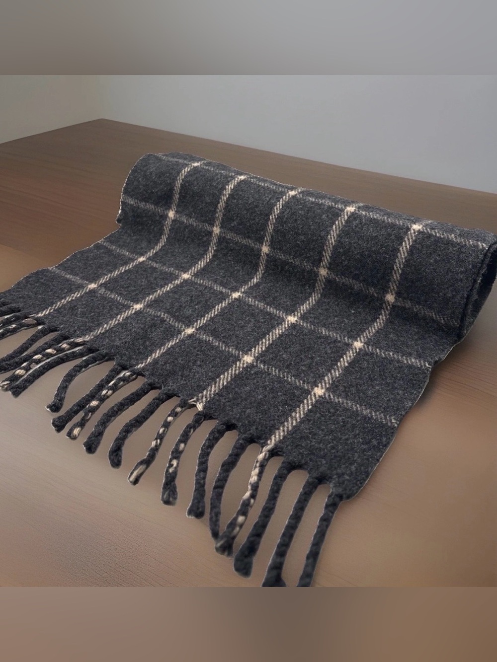Vtg Geoffrey Beene 100% Wool Scarf 52X12” Gray Plaid Fringe Preppy Quiet Luxury